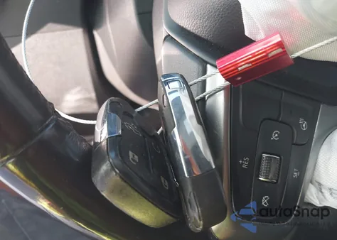 2019 Chevrolet Silverado 1500 Lt z USA, uszkodzony, nr VIN 1GCUYDED4KZ136983